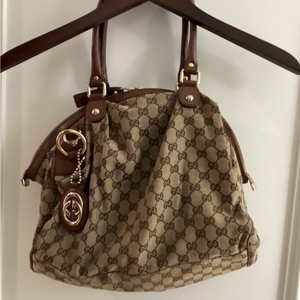 Gucci handbag